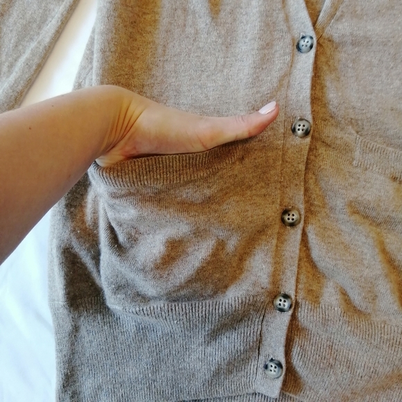 Aritizia Talula Angora and Cashmere Oversized Neutral Cozy Cardigan Size XXS - Picture 10 of 16